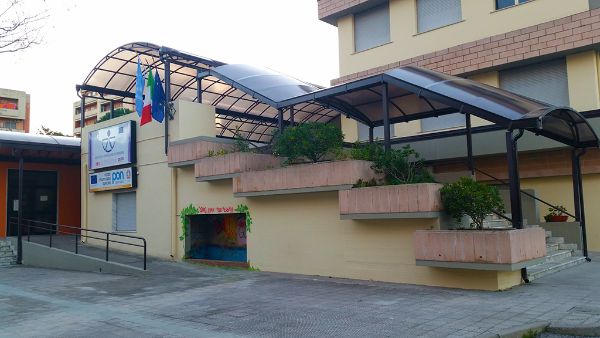 Riapertura del Centro di Informazione e Sostegno all’Integrazione – I.I.S. “Pertini-Santoni” – Crotone